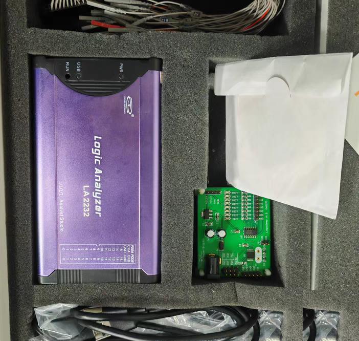 ZLG LA2232 USB2 0 CPLD FPGA USB LA2232 32 CH 128kbits CH 80MHz