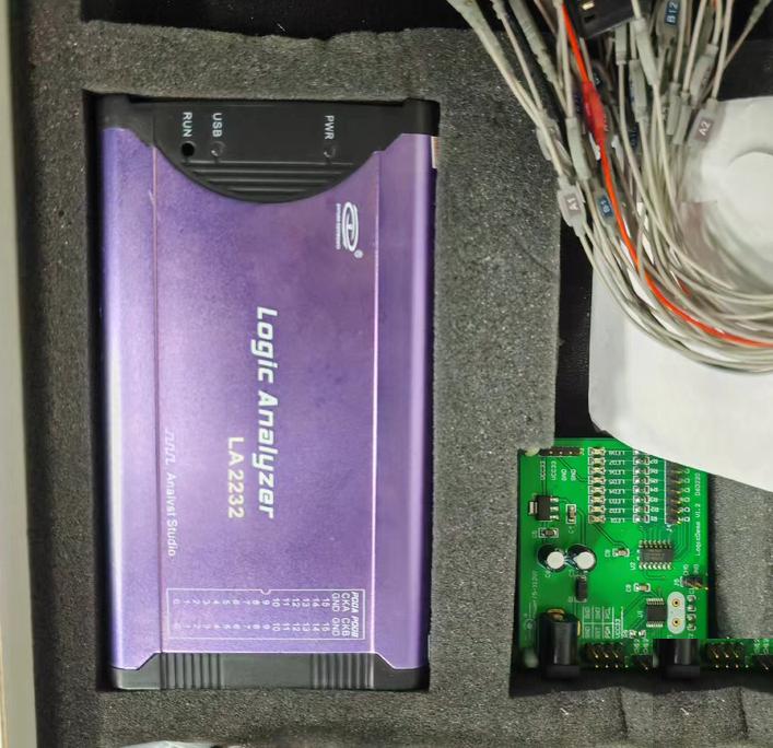 ZLG LA2232 USB2 0 CPLD FPGA USB LA2232 32 CH 128kbits CH 80MHz