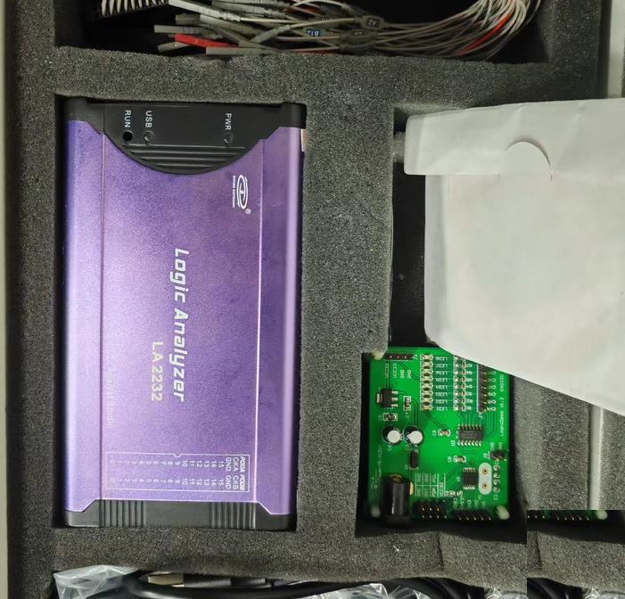 ZLG LA2232 USB2 0 CPLD FPGA USB LA2232 32 CH 128kbits CH 80MHz