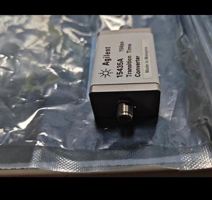 agilent 15435A 150 ps3 dB 2 1 GHz 10 Vpp 0 2 dB 3 x x mm 43 x 28 x 15 81130A 81131A 400 MHz 800 1600 ps 81130A 81132A 660 MHz 500 ps 81250 81133 4A 3 35 GHz 100 ps