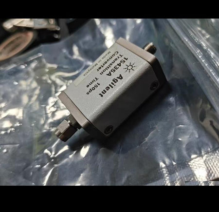 agilent 15435A 150 ps3 dB 2 1 GHz 10 Vpp 0 2 dB 3 x x mm 43 x 28 x 15 81130A 81131A 400 MHz 800 1600 ps 81130A 81132A 660 MHz 500 ps 81250 81133 4A 3 35 GHz 100 ps