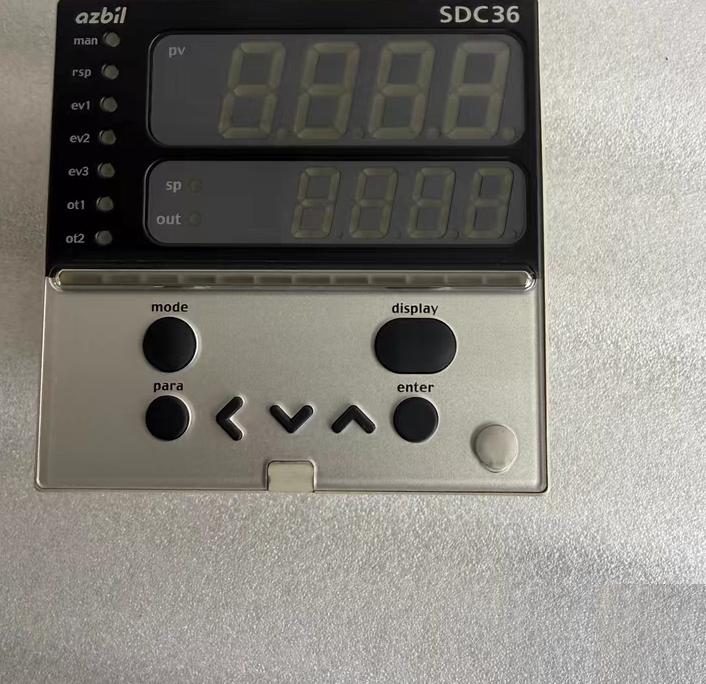 azbil SDC36 C36TR1UA1100