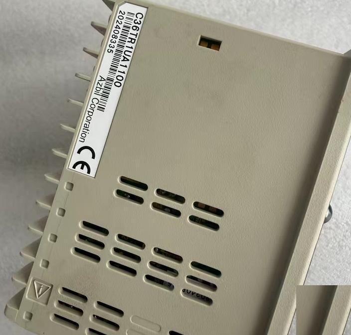 azbil SDC36 C36TR1UA1100