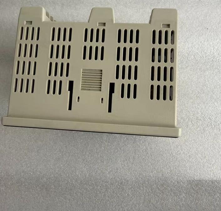azbil SDC36 C36TR1UA1100