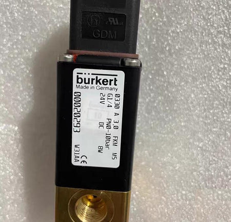 burkert 0330 A 3 0 FKM MS G1 4PMO-10bar 24Ｖ DC 8Ｗ