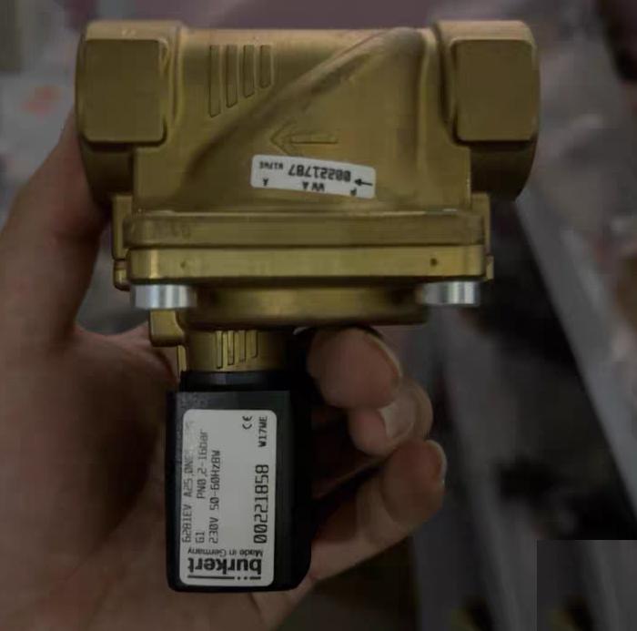 burkert 6281EV G1 PN0 2-16bar 230V AC 8W NBR