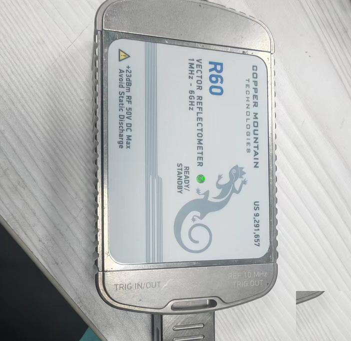 copper mountain R60 6Ghz USB 1 MHz 6 GHz