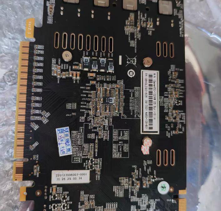 iGame450 1024M DVI HDMI 9