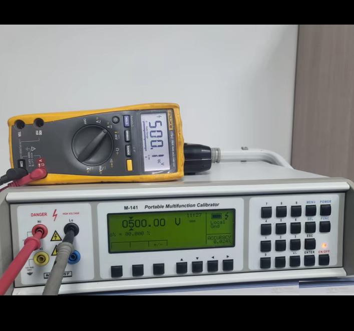 meatest M141 750 V 0 01 2 A 0 02 10 Ω 10 MΩ 2 MHz -250 C 1820 C R S B J T E K N