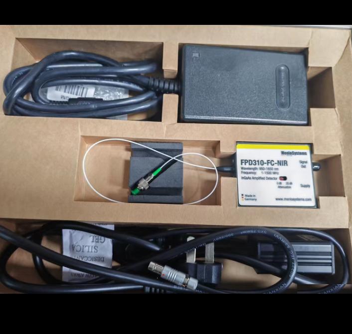 menlo systems FPD310-FC- NIR InGaAs PIN 950 - 1650 nm 1 MHz - 1 5 GHz