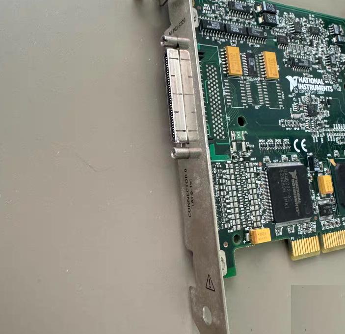ni PCI-6220