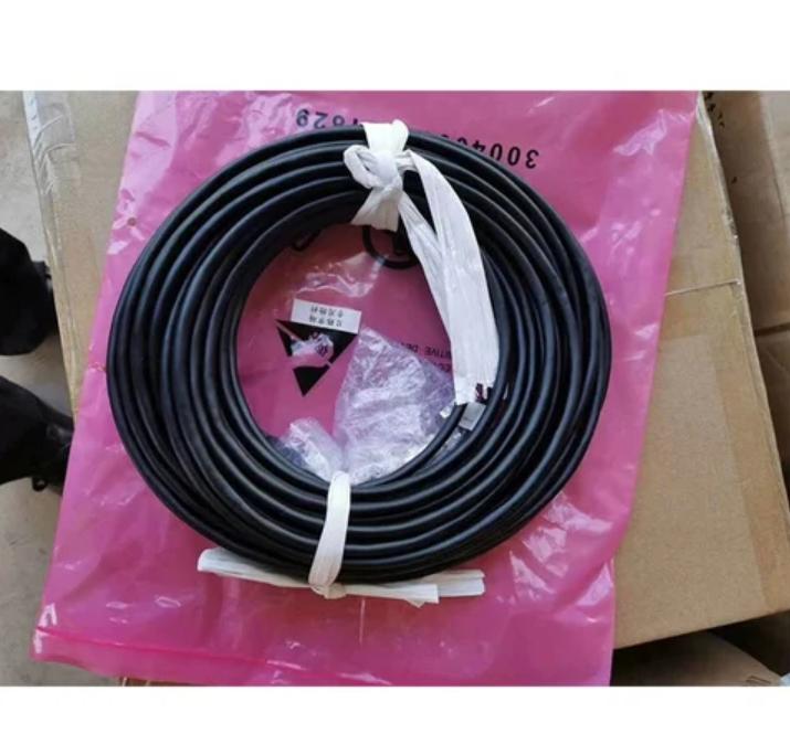 04070097-003 CC4P0 plug8
