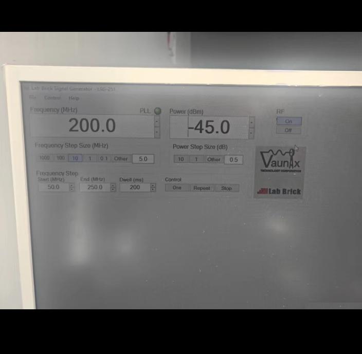 vaunix LSG-222 LSG-251 LSG-251 50mhz-250mlz LSG-222 500mlz-2200mlz